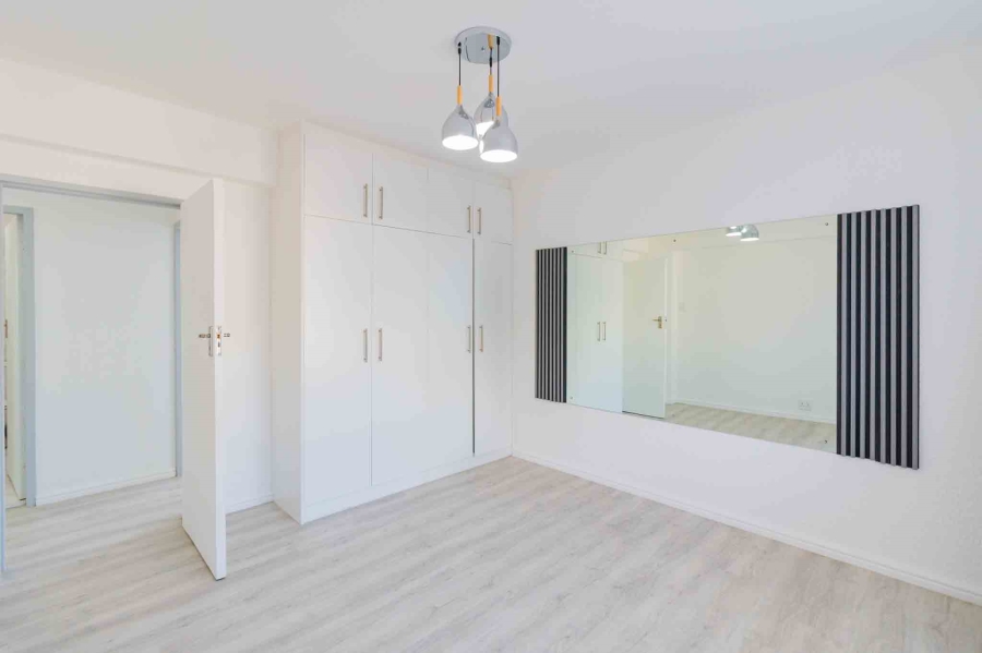 2 Bedroom Property for Sale in Woodstock Western Cape